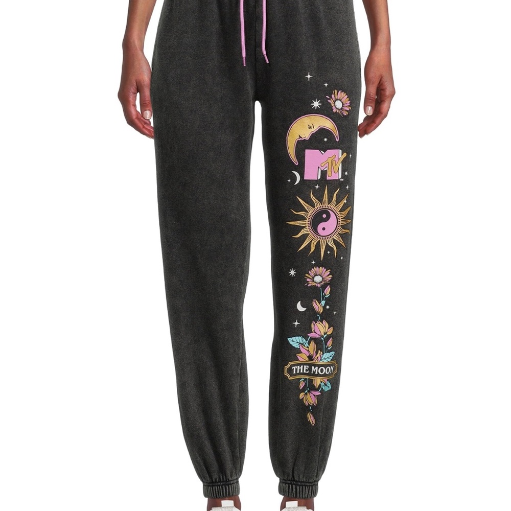 MTV Women's‎ Charcoal Graphic Joggers